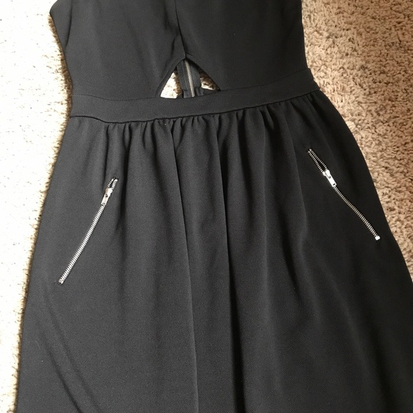 Black mini/skater dress - Picture 3 of 4